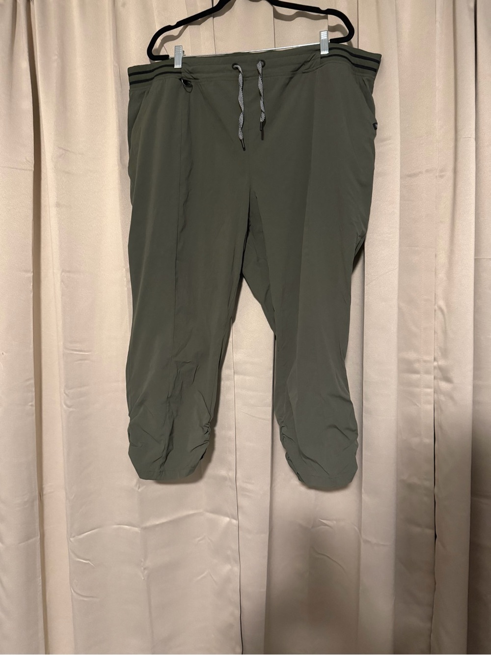 torrid Olive Green Cropped Drawstring Pants